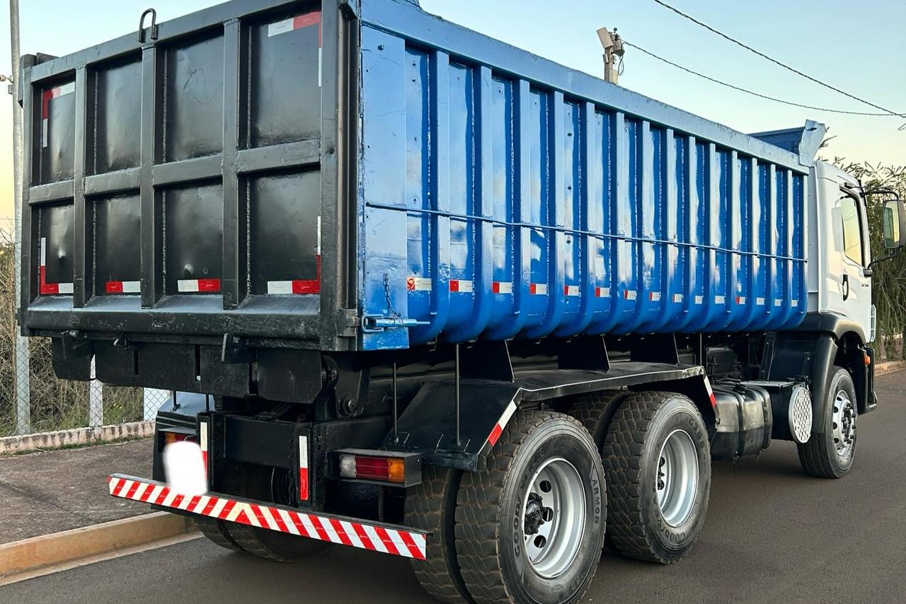 Volkswagen 26-260 E Constel. 6x4 - 10/11 8