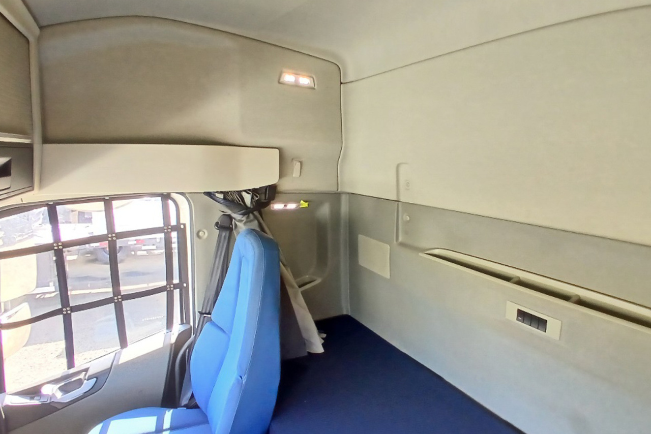 Volvo FH 460 - 23/23 8