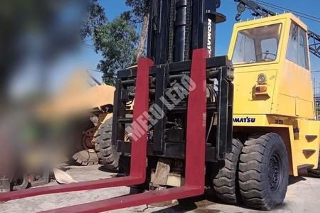 Komatsu Empilhadeira - 82/82 7