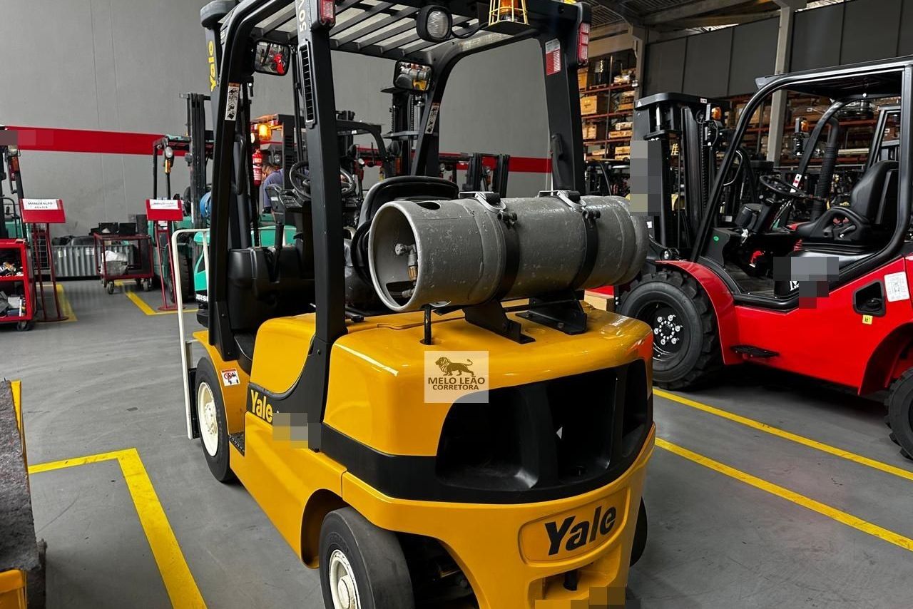 Yale Empilhadeira - 11/11 2