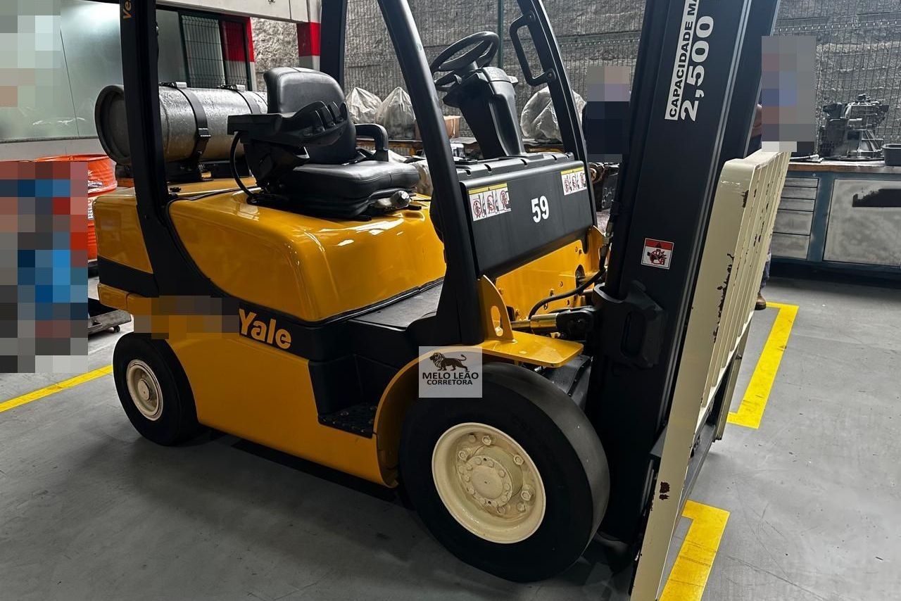 Yale Empilhadeira - 11/11 6