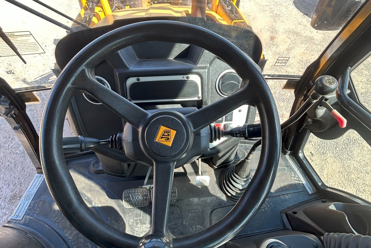 JCB 3CX - 20/20 3