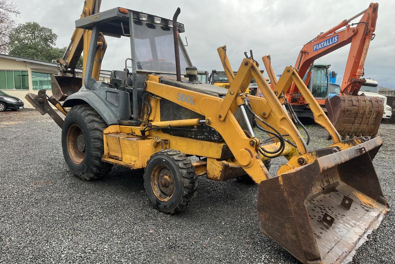 Case 580L - 97/97 12