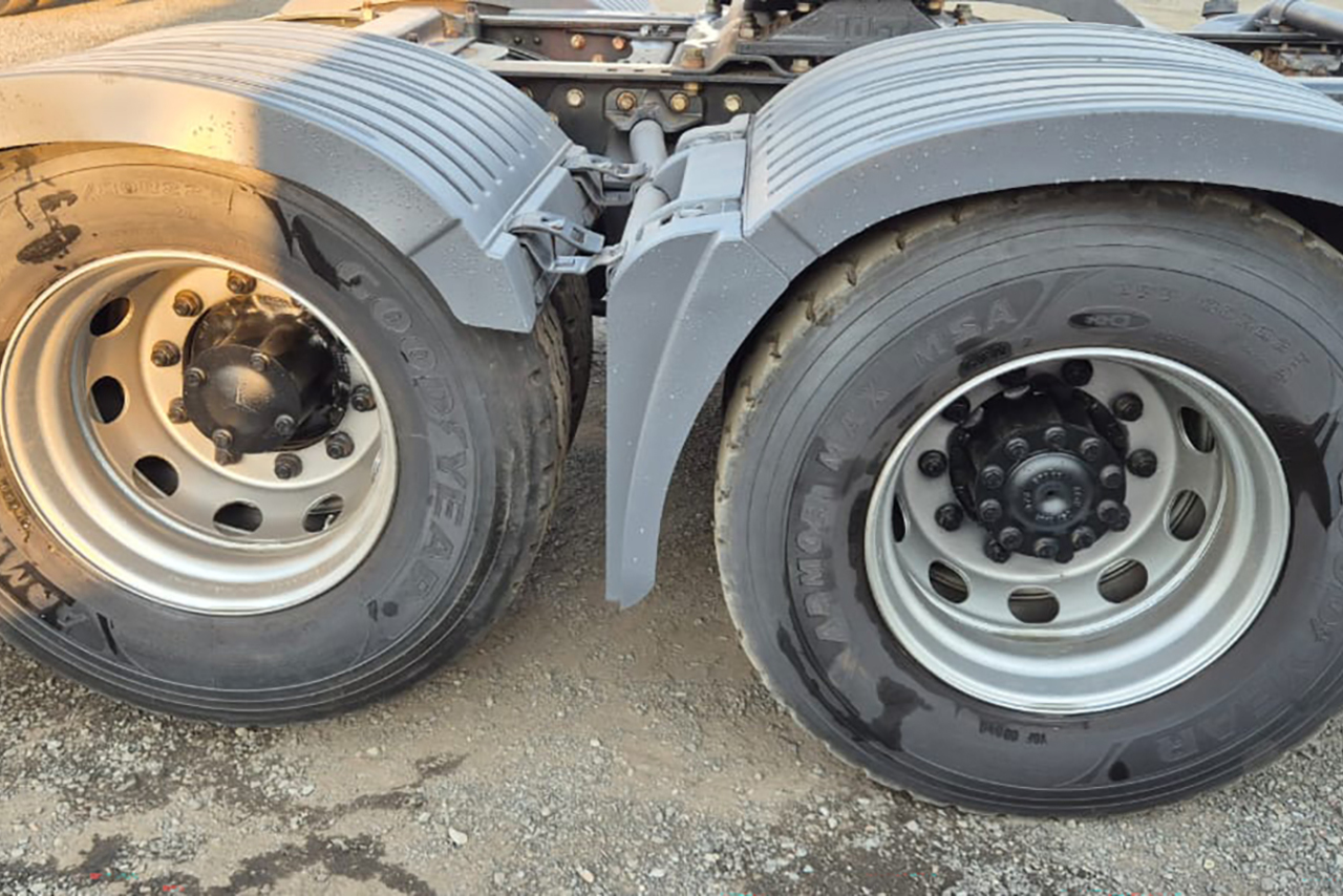 Mercedes Benz Axor 2544 - 20/20 21