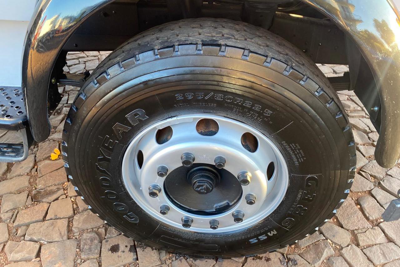 Mercedes Benz MB 1517 - 87/87 9