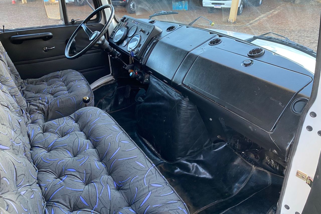 Mercedes Benz MB 1517 - 87/87 20