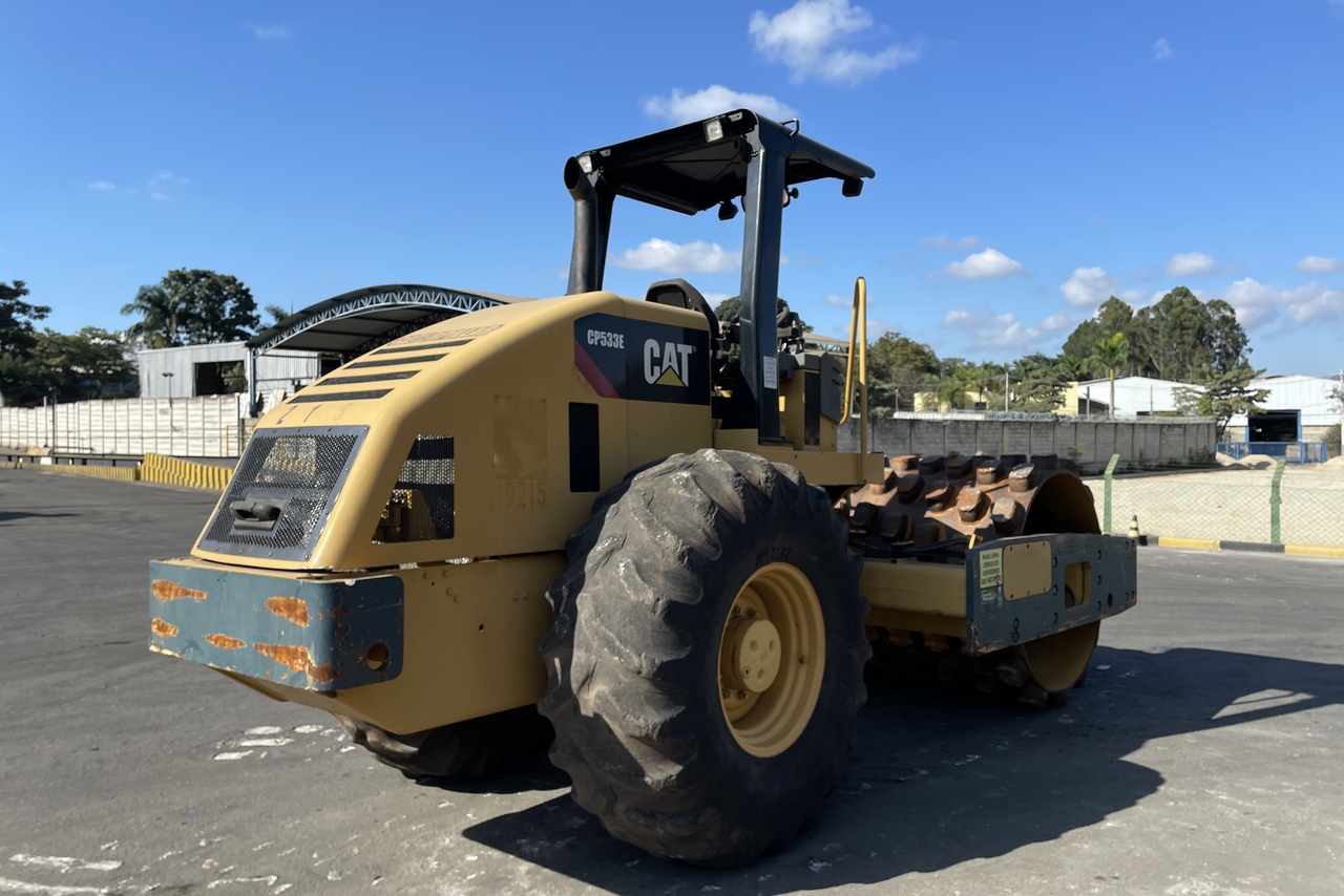 Caterpillar CP533E - 10/10 3