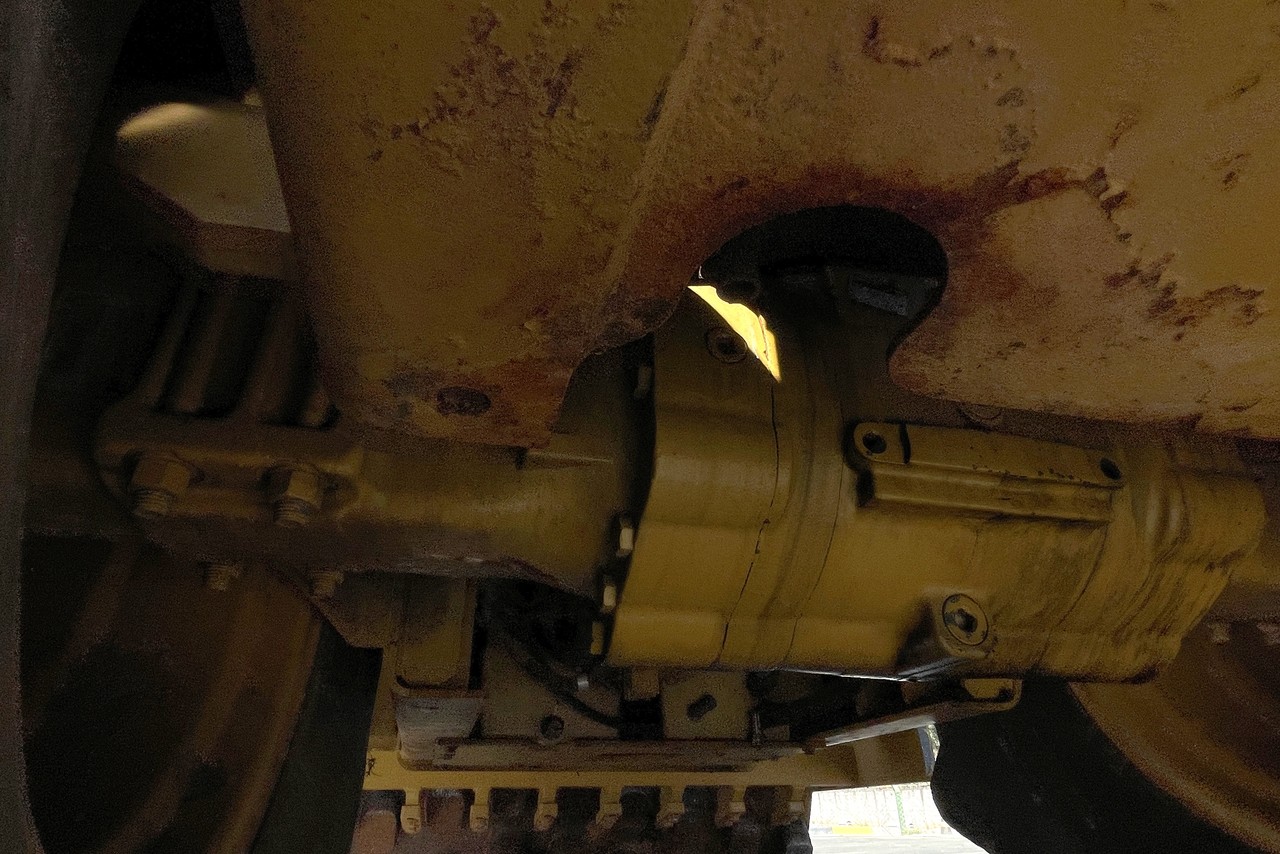 Caterpillar CP533E - 10/10 13