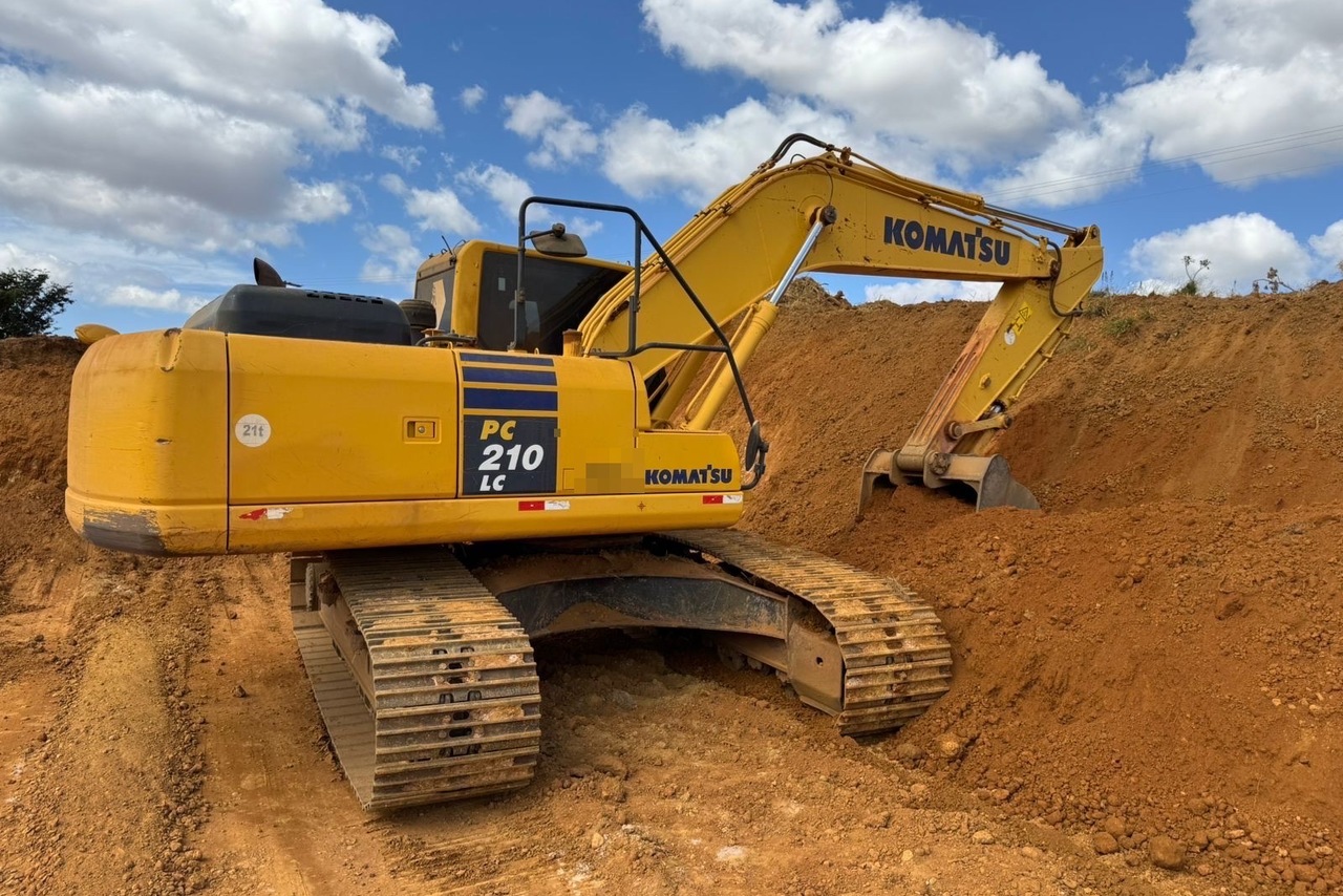 Komatsu PC210 - 20/20 4