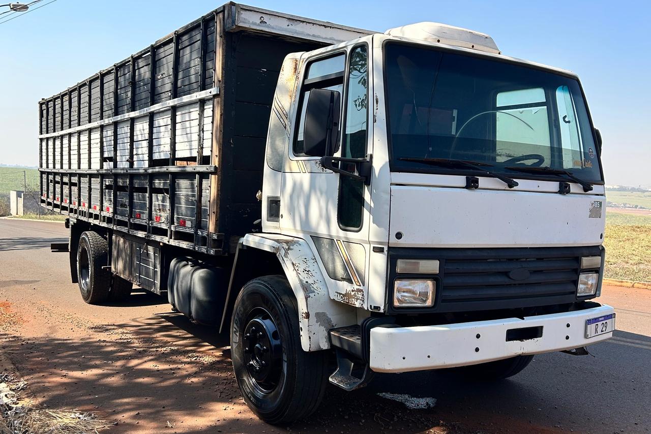 Ford Cargo1215 - 99/99 8