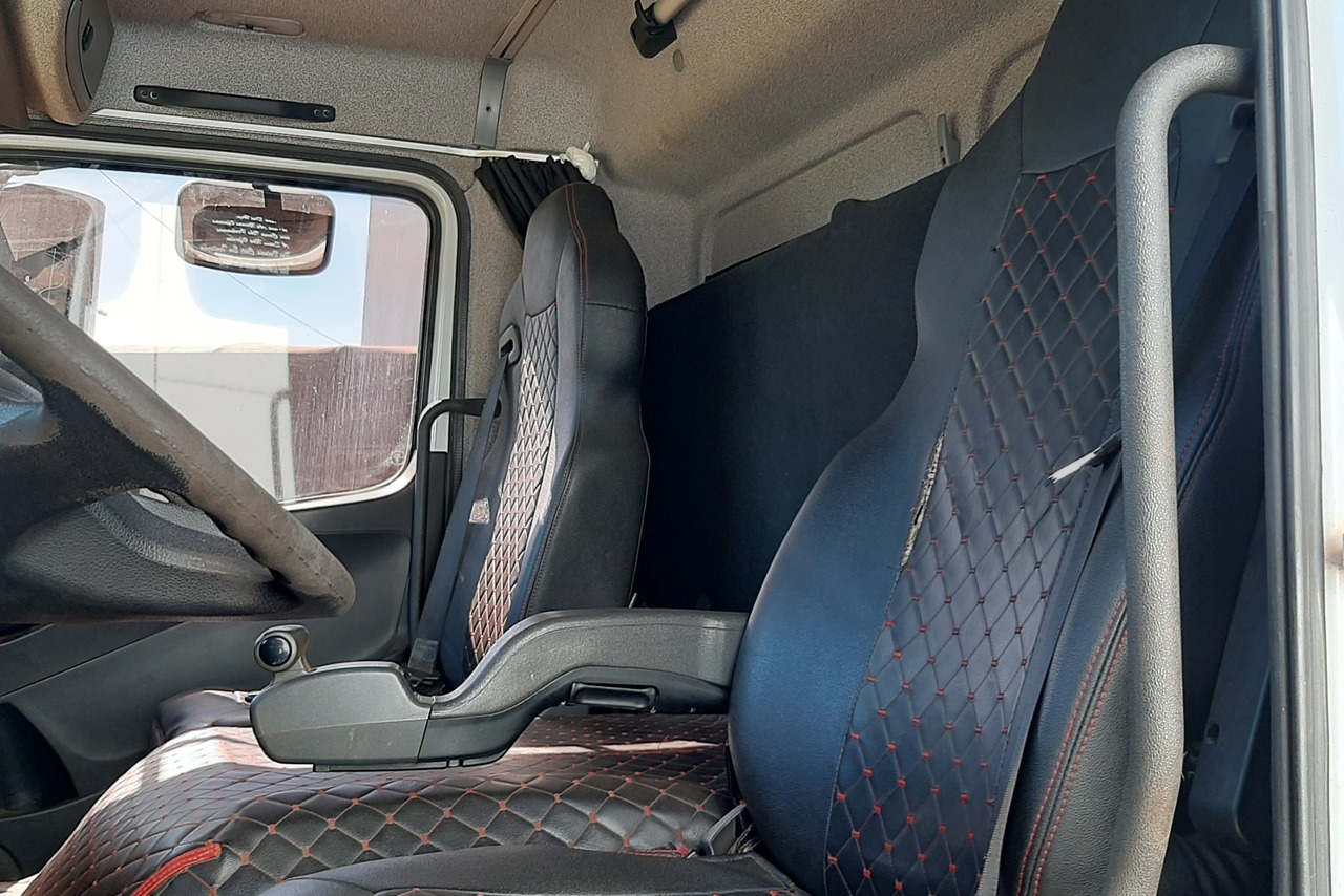 Mercedes Benz Atego 2430 - 20/20 8