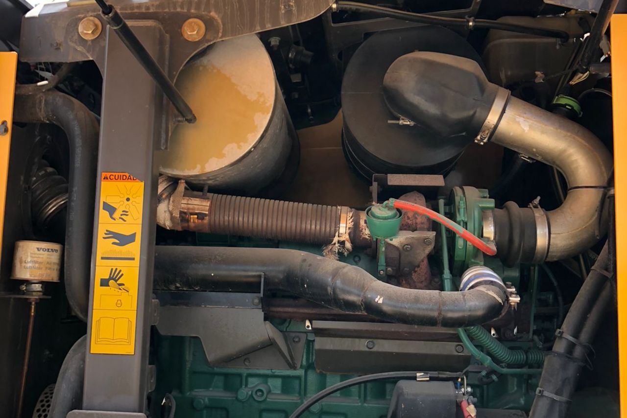 Volvo G930 - 10/10 8