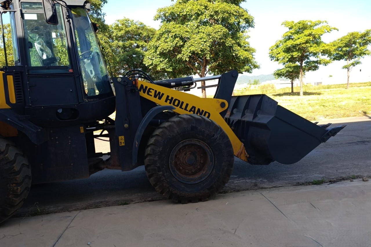 New Holland W170 - 24/24 4
