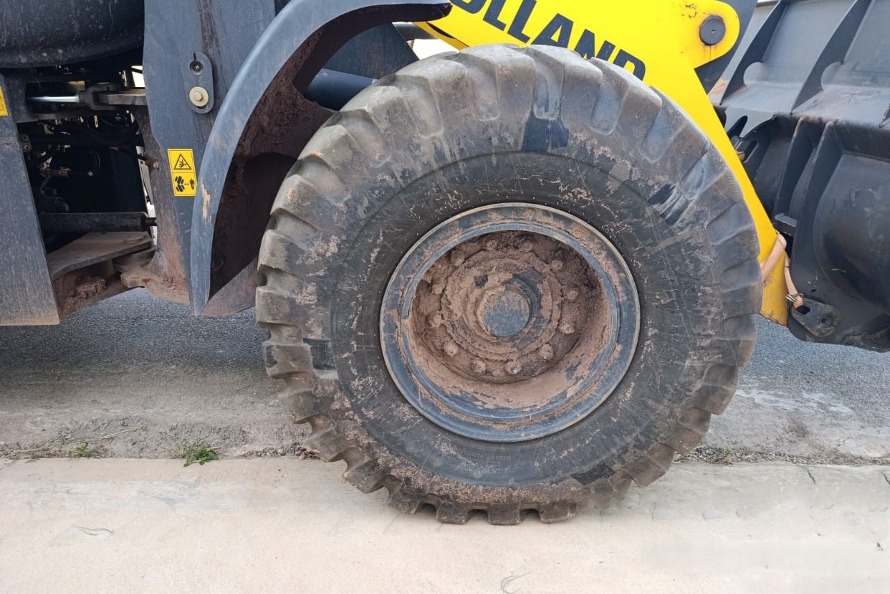 New Holland W170 - 24/24 14
