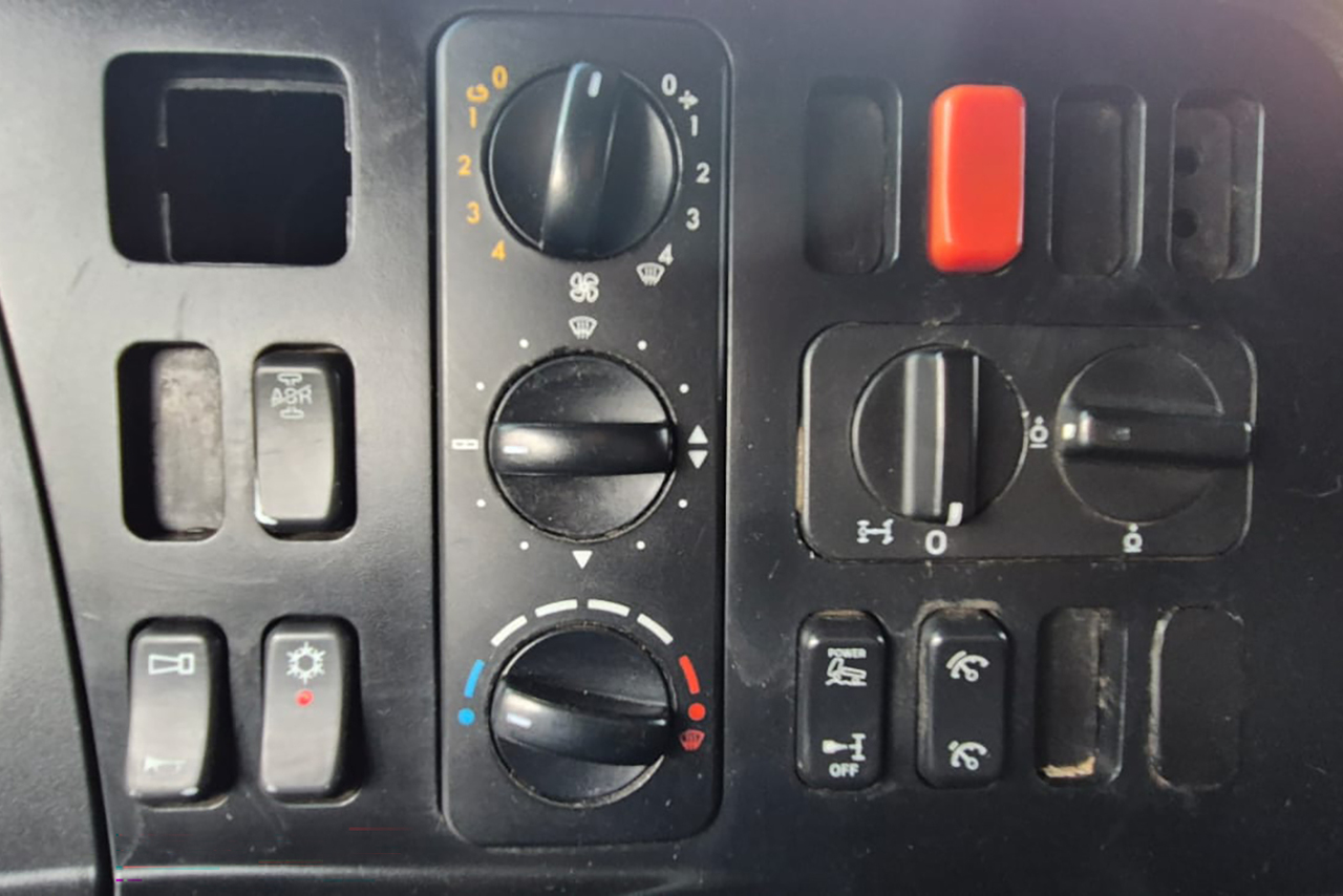 Mercedes Benz Axor 2544 - 19/19 5