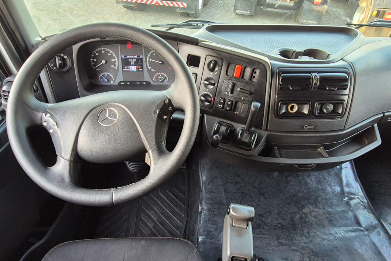 Mercedes Benz Axor 2544 - 19/19 6