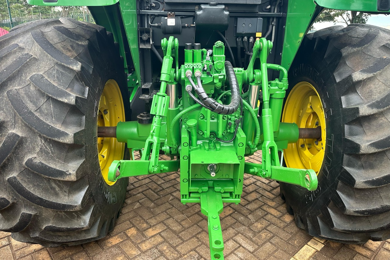 John Deere 6135J - 19/19 4