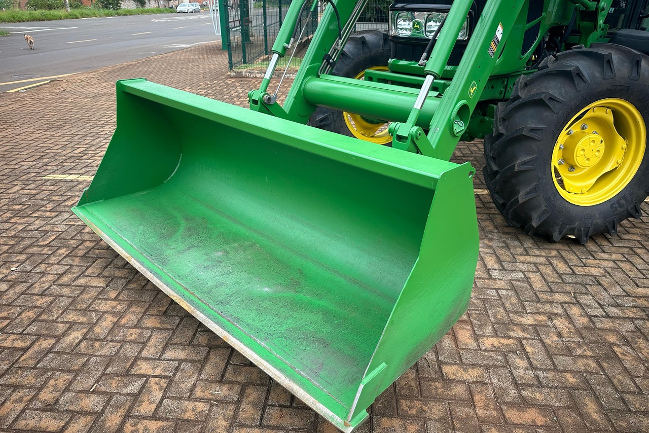 John Deere 6135J - 19/19 6