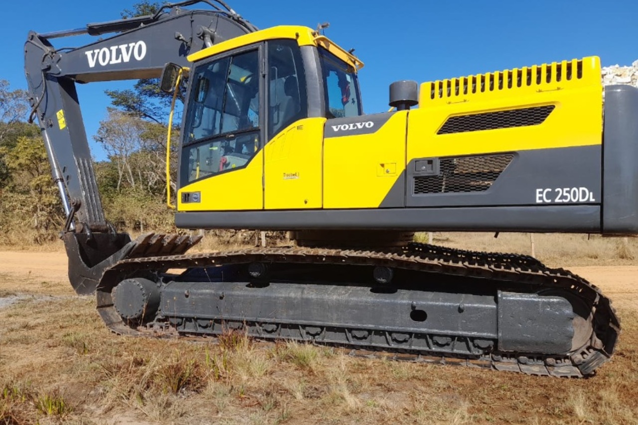 Volvo EC240 - 21/21 4