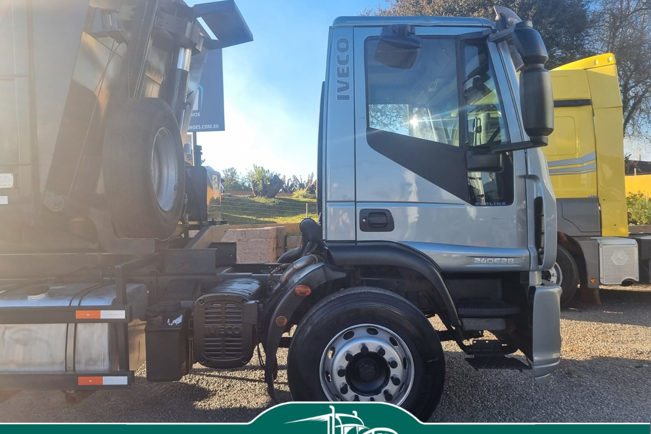 Iveco Tector 240E28 - 13/13 4