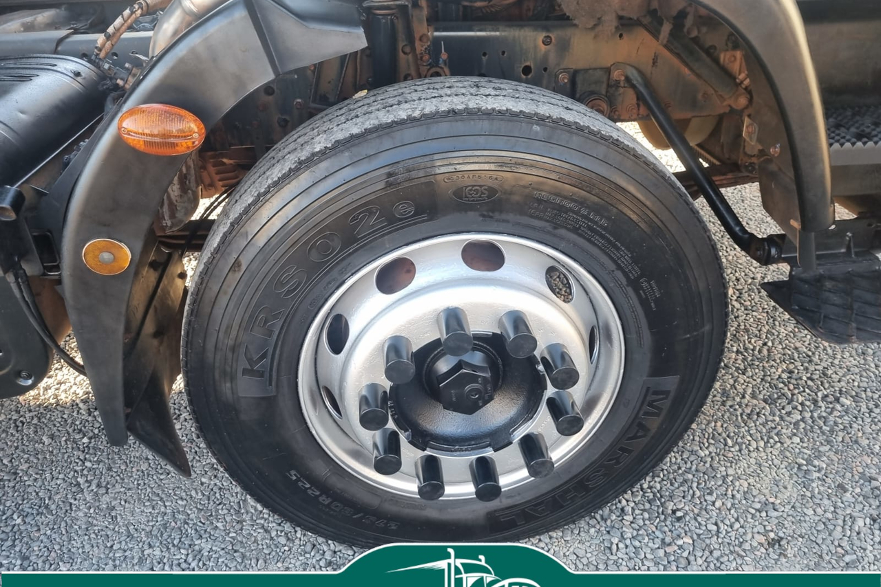 Iveco Tector 240E28 - 13/13 9