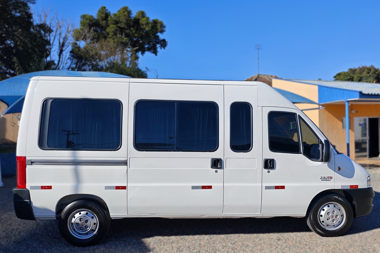 Fiat Ducato Minibus - 09/09 9