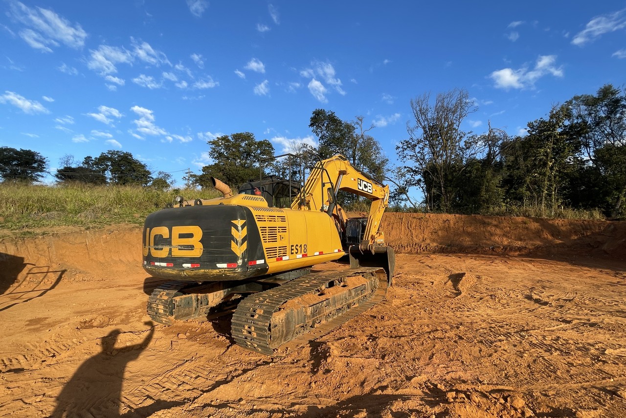 JCB JS220LC - 19/19 3