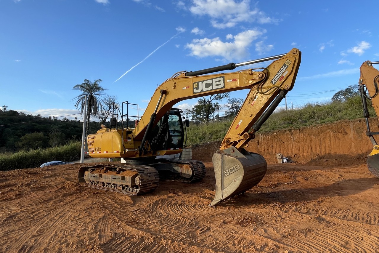 JCB JS220LC - 19/19 4