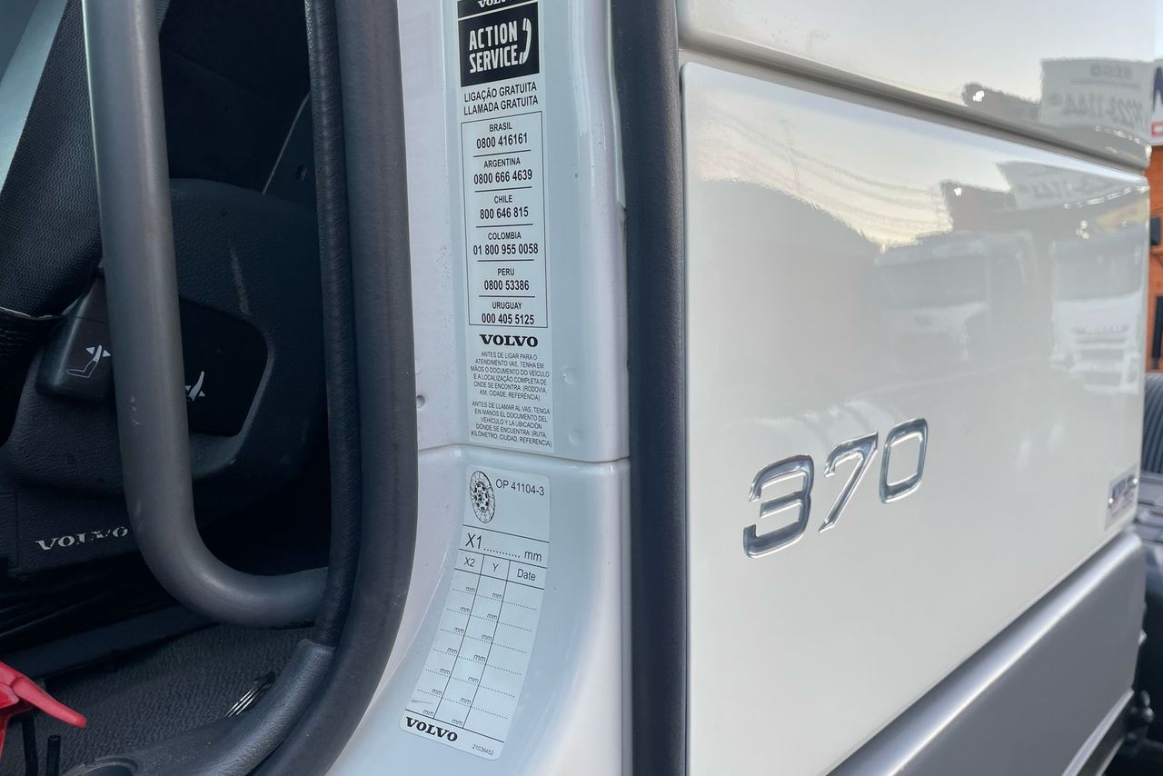 Volvo FM370 - 11/11 10