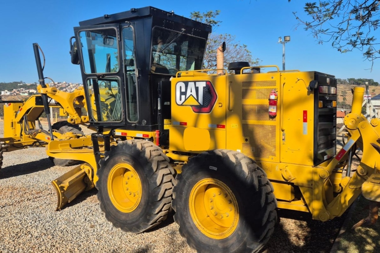 Caterpillar 140K - 21/21 14
