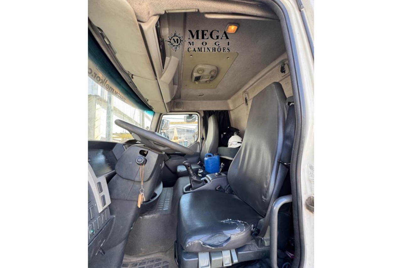 Volvo VM 270 - 13/13 13