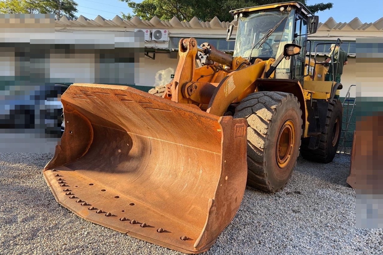 Caterpillar  966L - 21/21 14