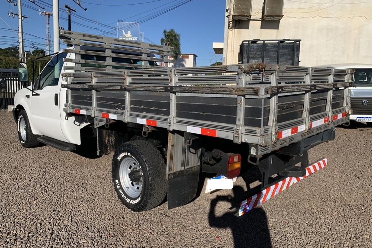 Ford F350 - 00/00 5