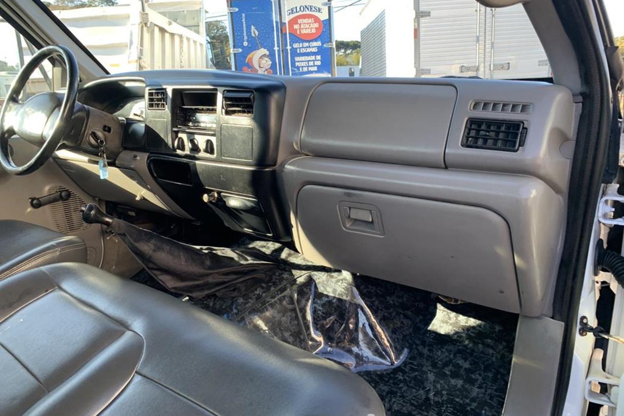 Ford F350 - 00/00 11