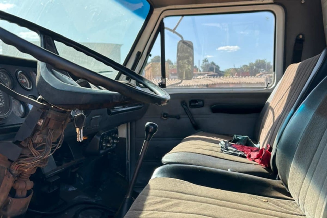 Volkswagen 11-130 - 86/86 2