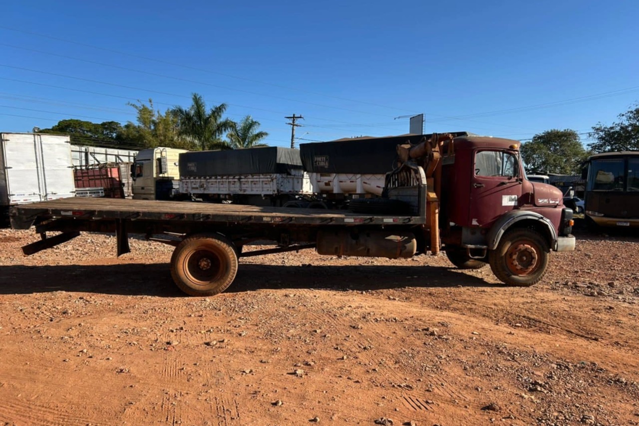 Mercedes Benz MB 1313 - 83/83 2