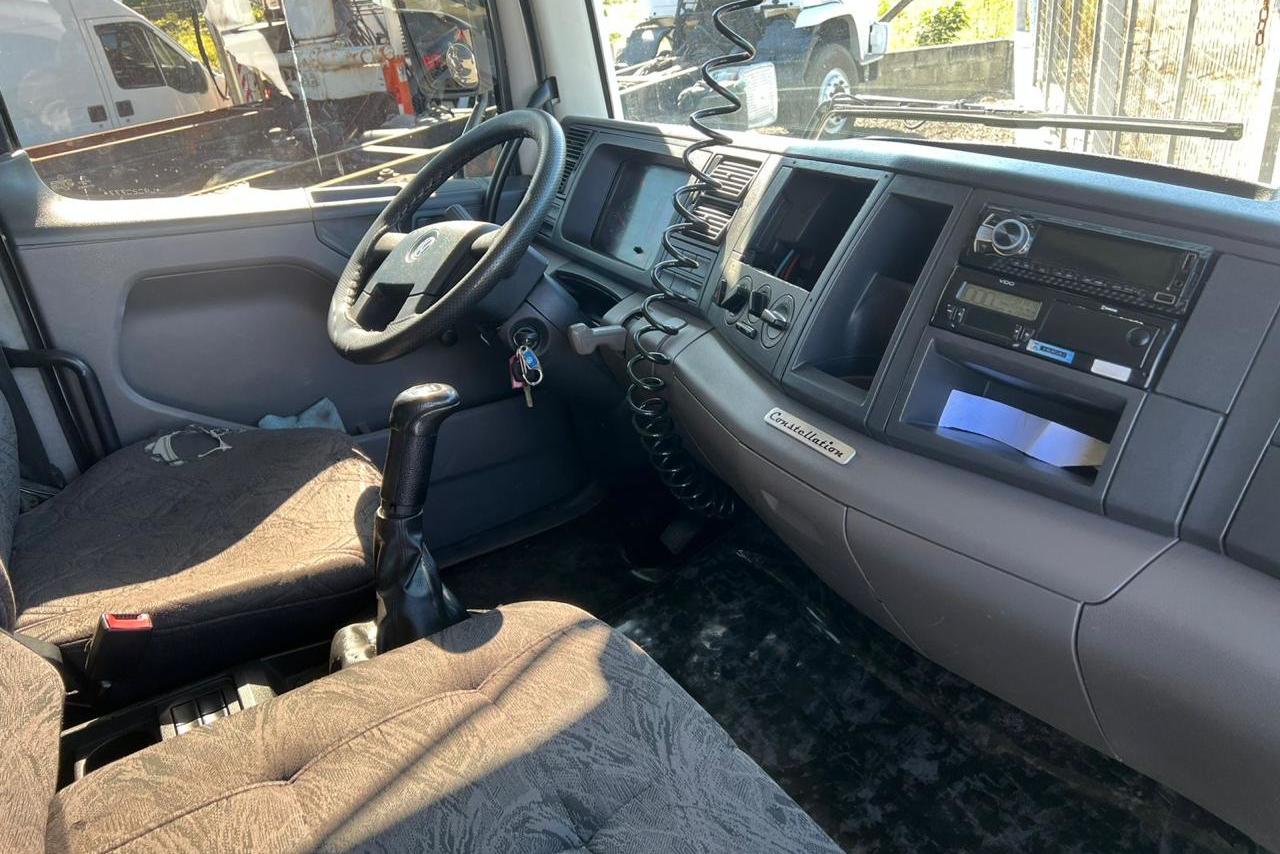 Volkswagen 17-230 E Constellation (DIESEL)(E5) - 20/20 5