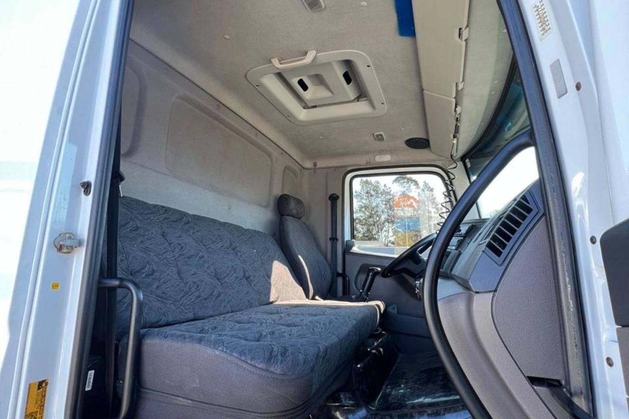Volkswagen 17-230 E Constellation (DIESEL)(E5) - 20/20 7
