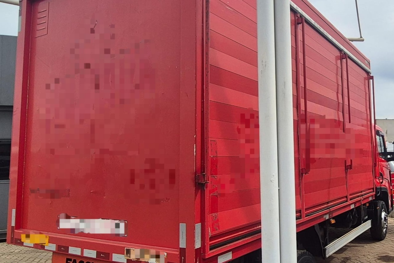 Volkswagen 11-180 Delivery - 18/19 5