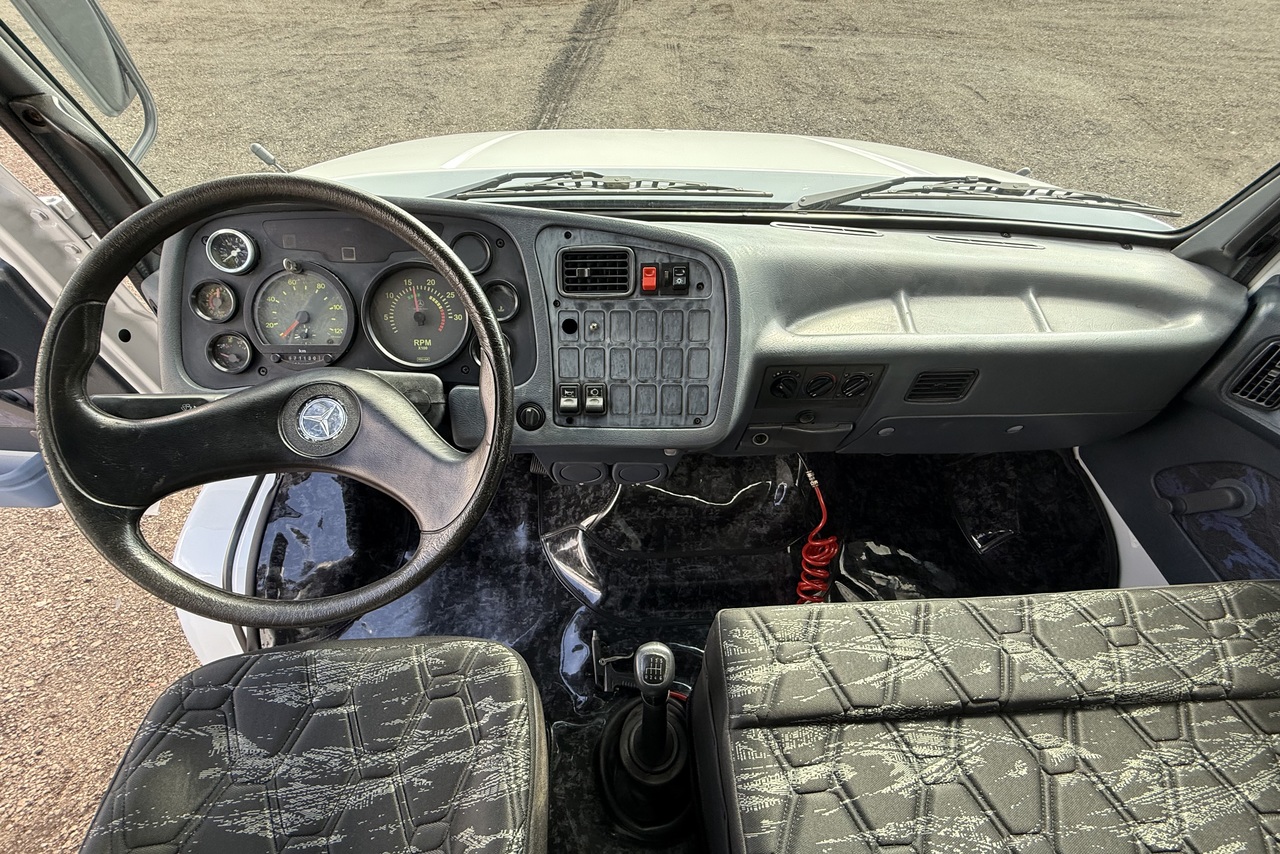 Mercedes Benz MB 1620 - 11/11 12
