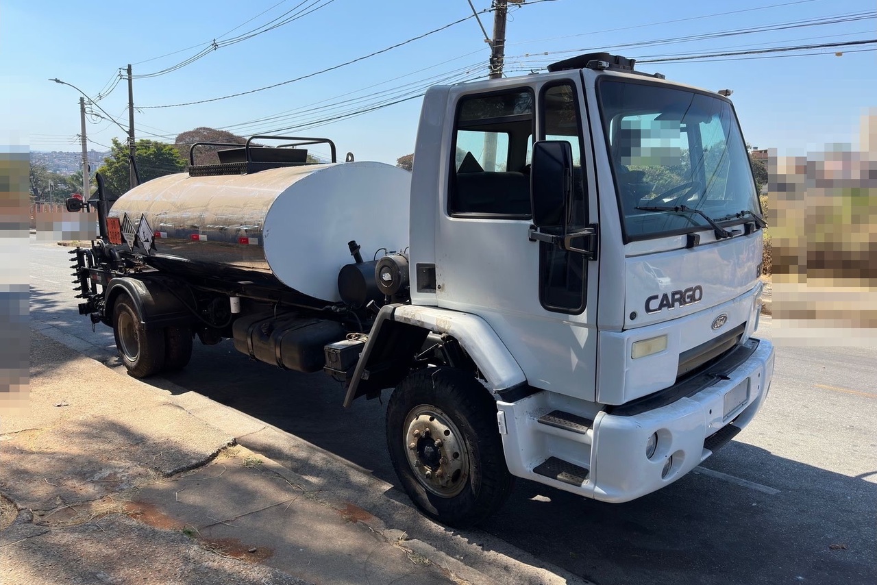 Ford Cargo1317 - 06/06 3