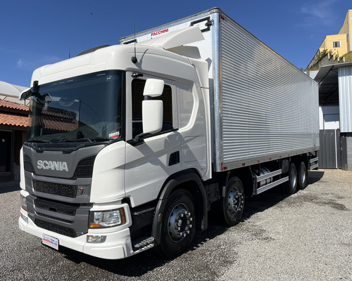 Caminhão Bitruck