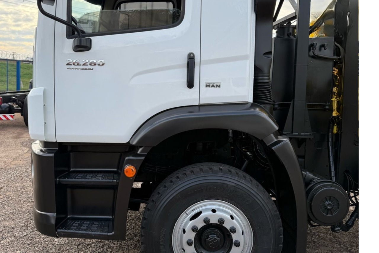 Volkswagen 26-280 Constellation 6x4 - 20/14 5