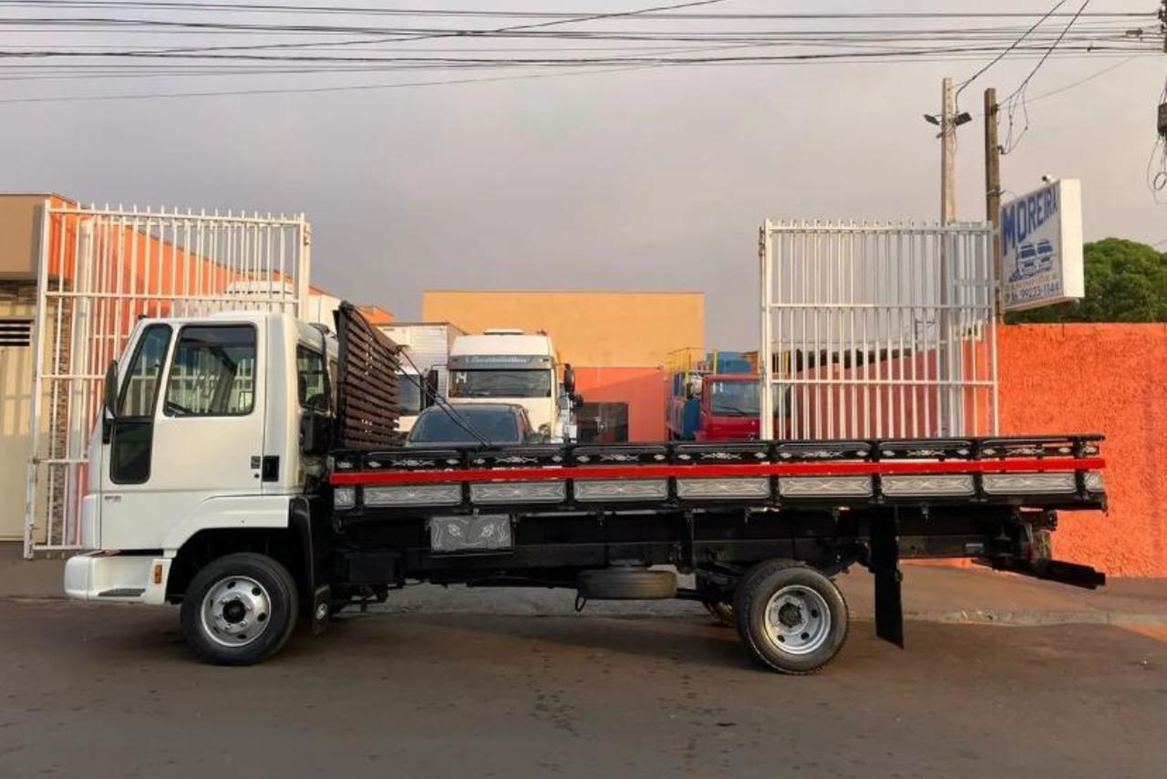 Ford Cargo815 - 14/14 2