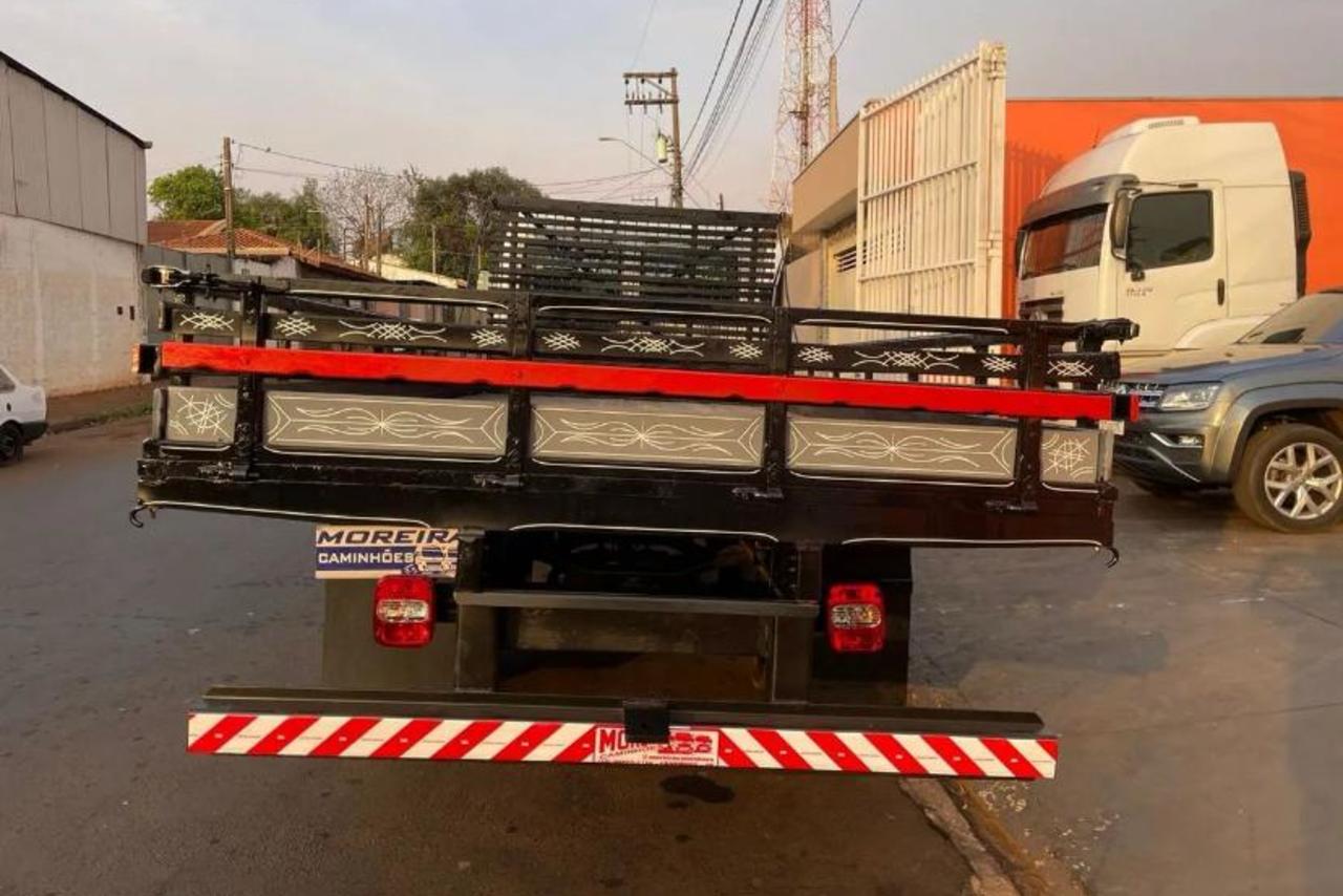 Ford Cargo815 - 14/14 7