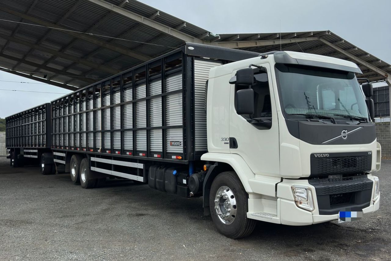 Volvo VM330 - 22/22 2