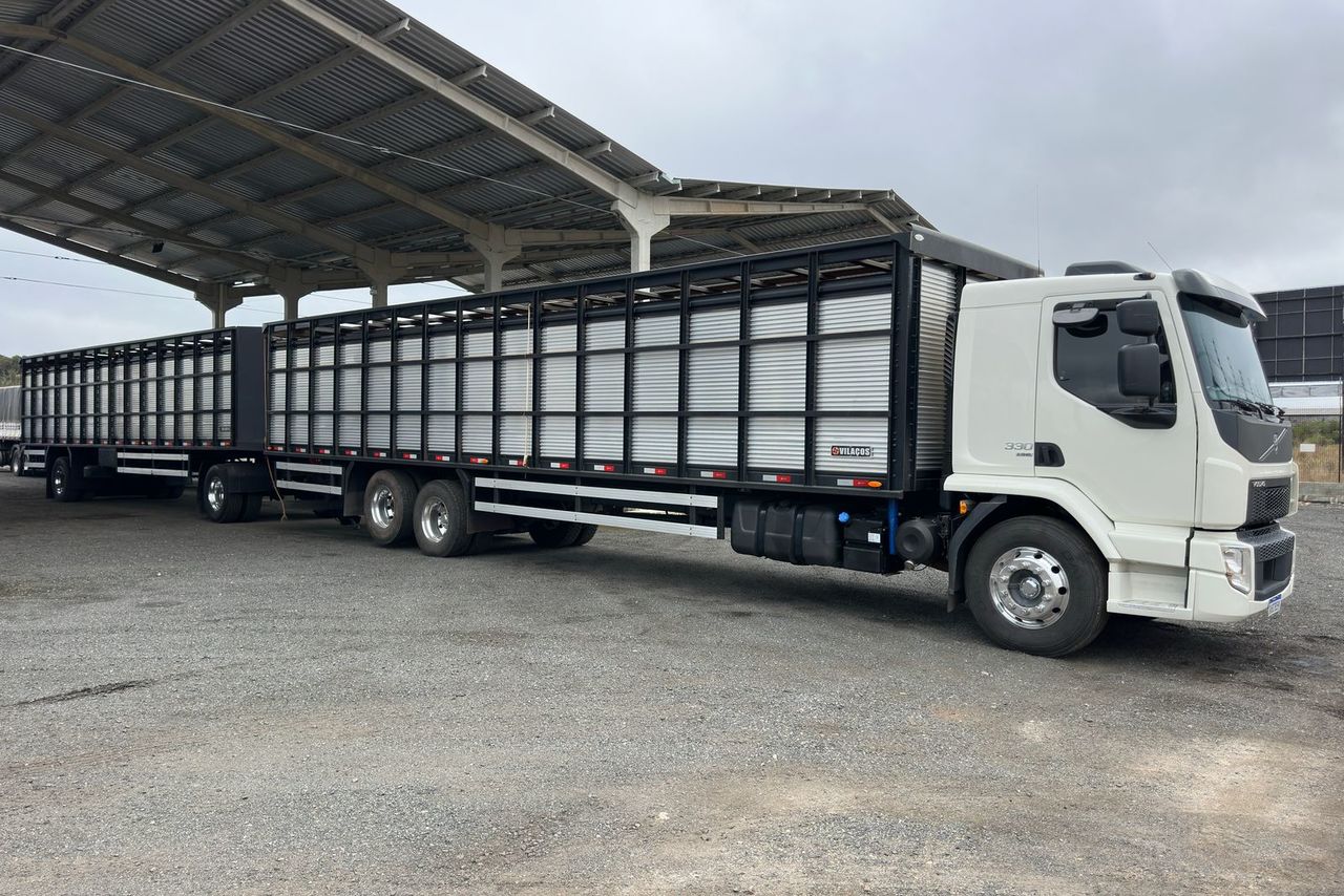 Volvo VM330 - 22/22 3