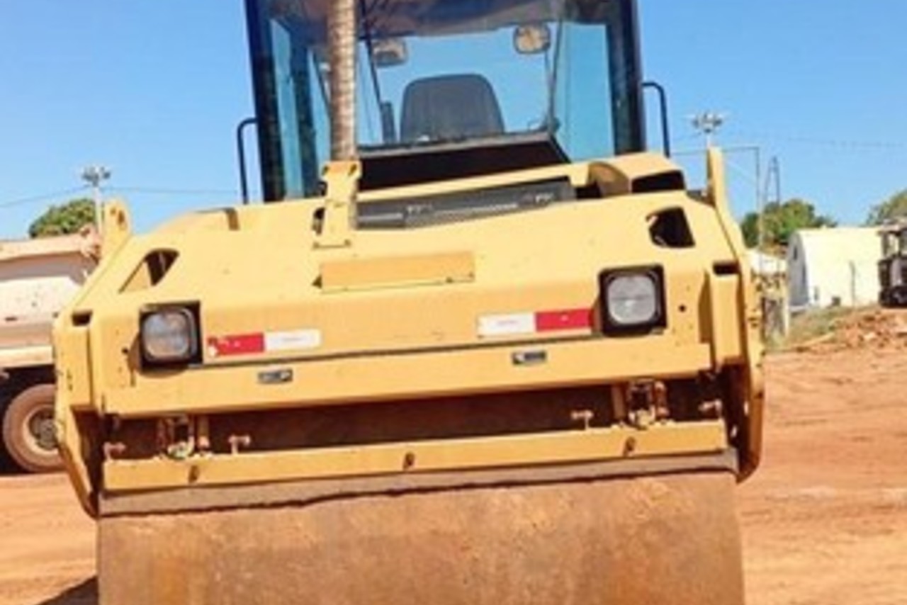 Caterpillar CB-334D - 11/11 4