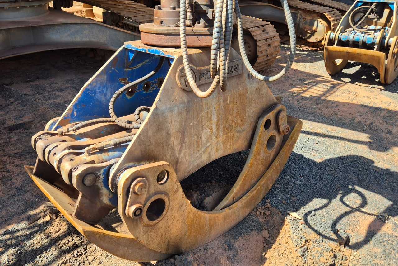 Volvo EC 250 DL - 19/19 6