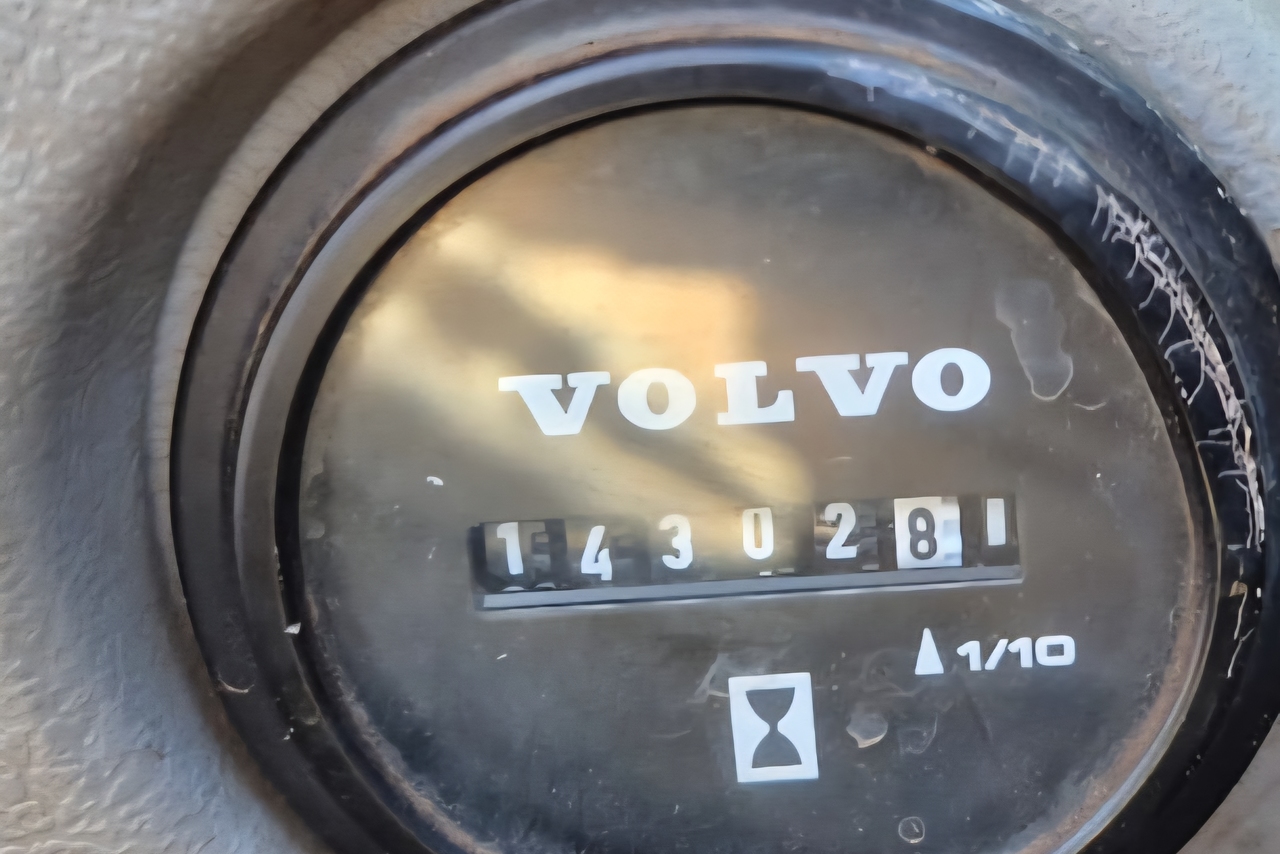 Volvo EC 250 DL - 19/19 14